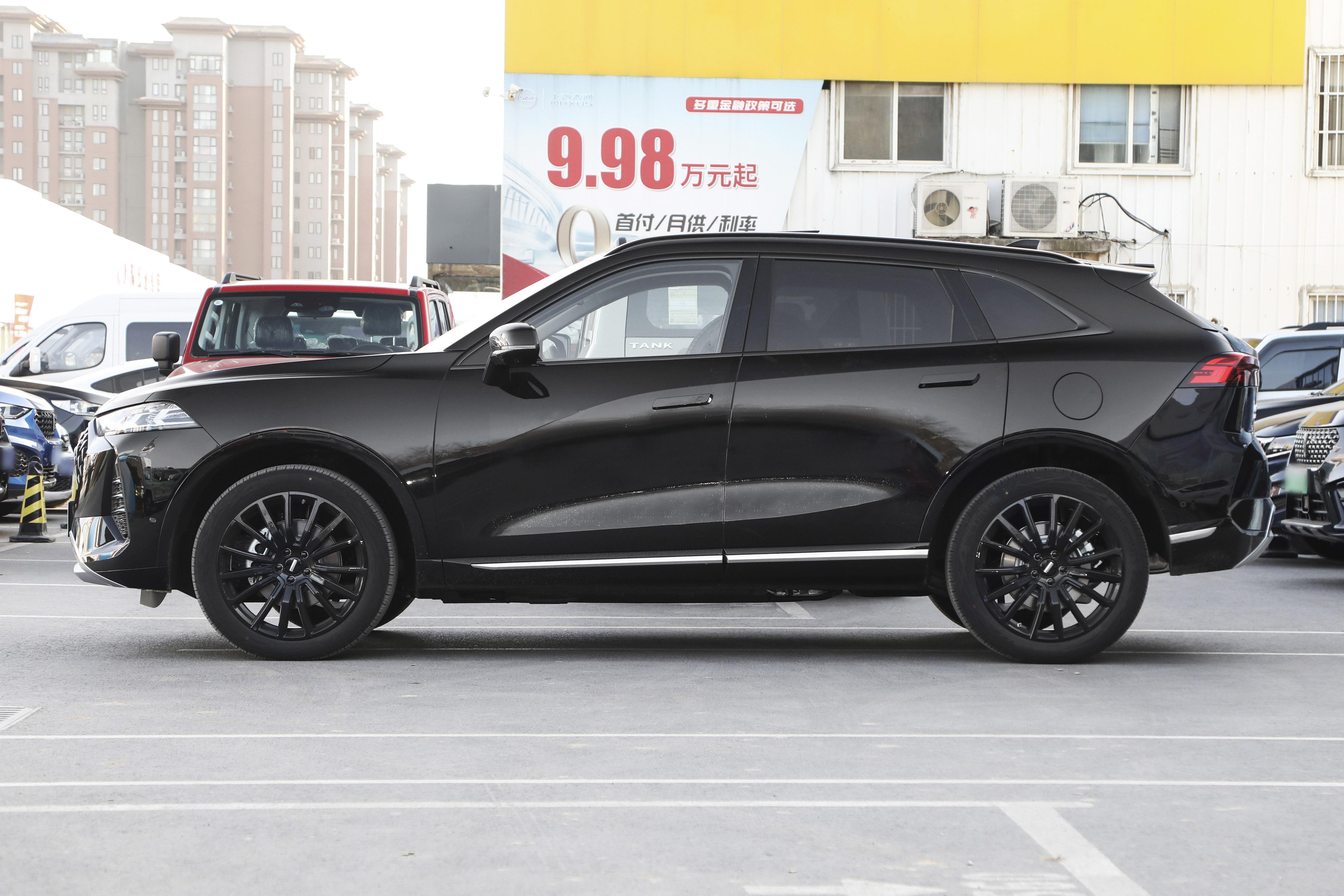 4.8秒破百，配电动四驱，试驾摩卡DHT-PHEV，适合年轻人的SUV？