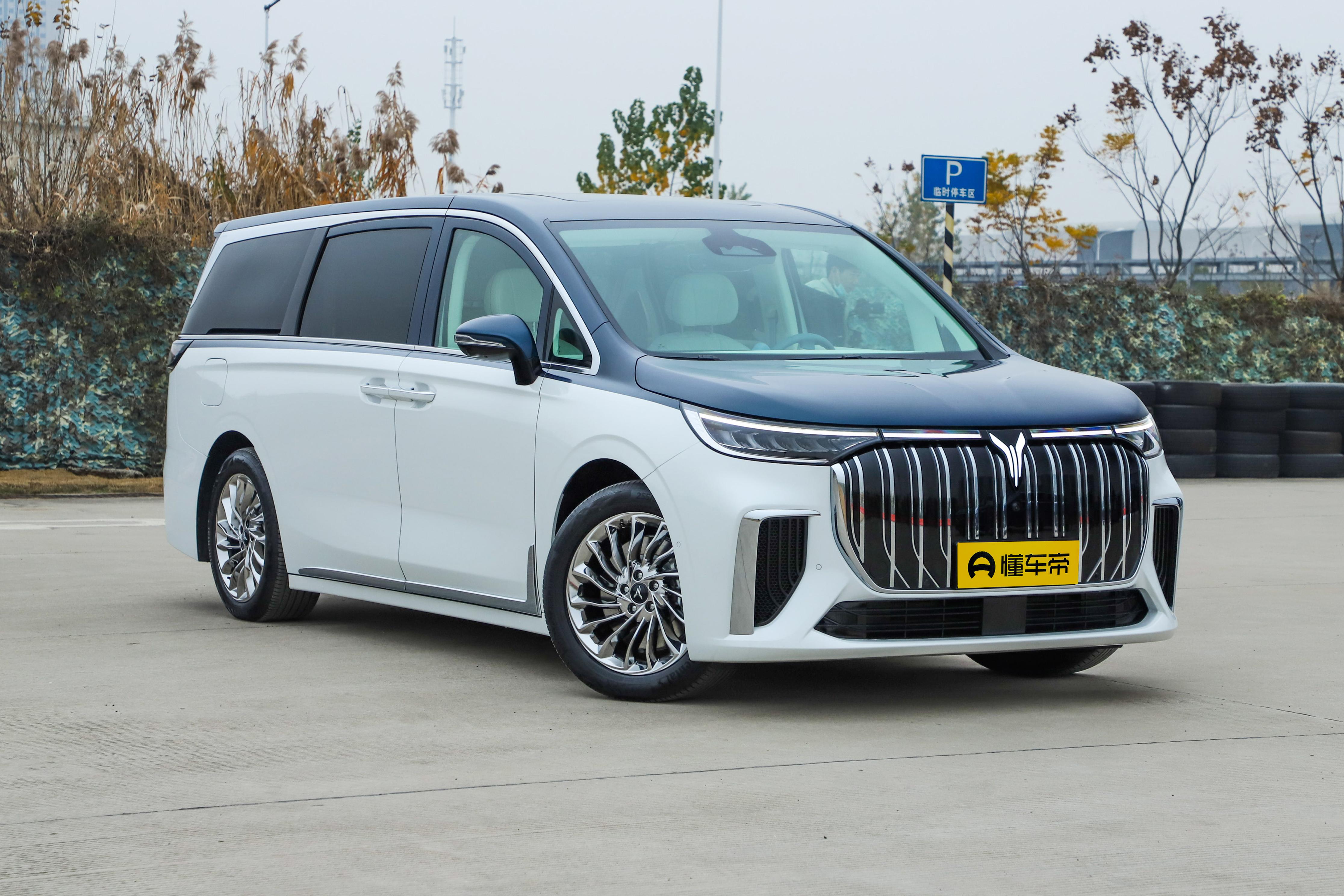 纯电续航里程475km的岚图梦想家，产品力如何？