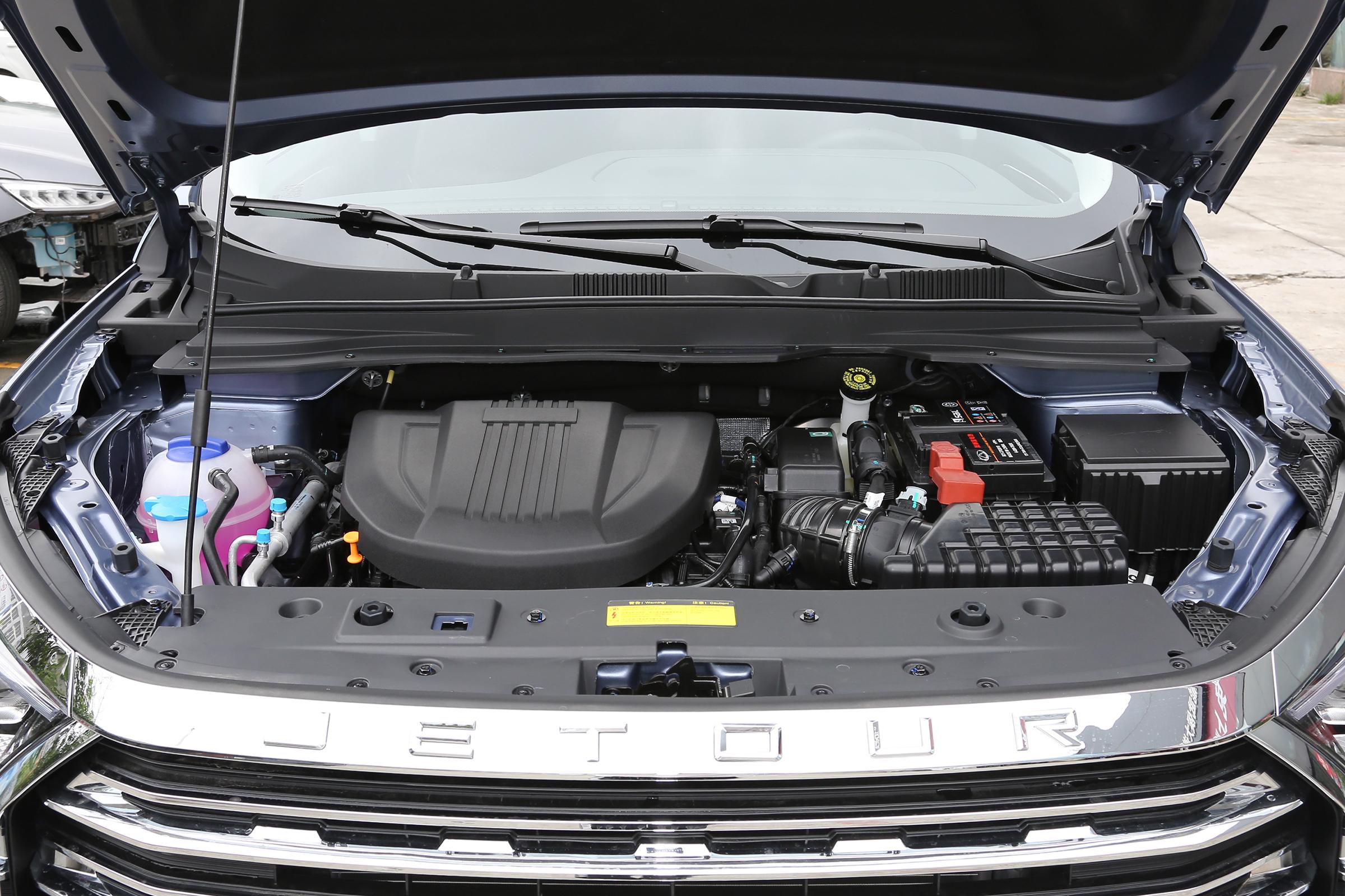 新车 | 块头大、气场足，提供三种座椅布局！捷途X90 PLUS正式上市