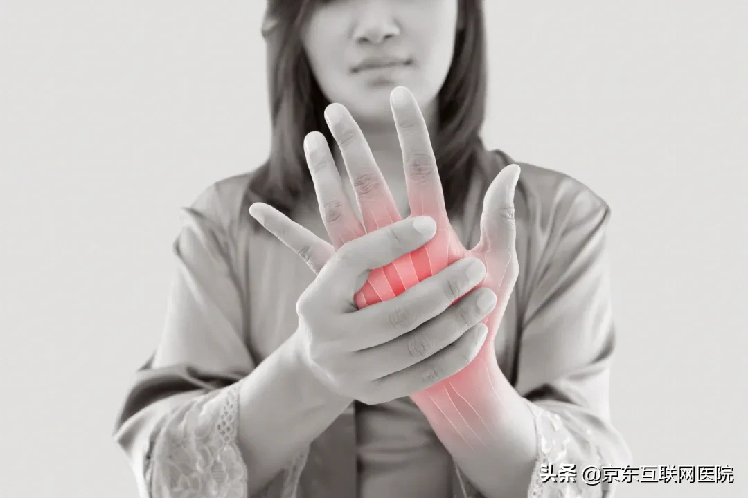 扭脖子、掰手指“嘎嘣”响，是关节不好？看完开始担心了