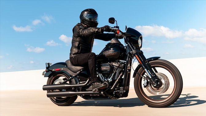 生活精致的朋友在我的教唆下看上了21万的哈雷路威适合新手