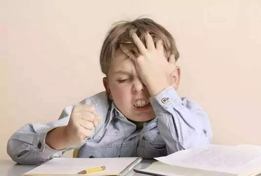 孩子很聪明,但上课总走神是"专注力"出问题,3个办法化解