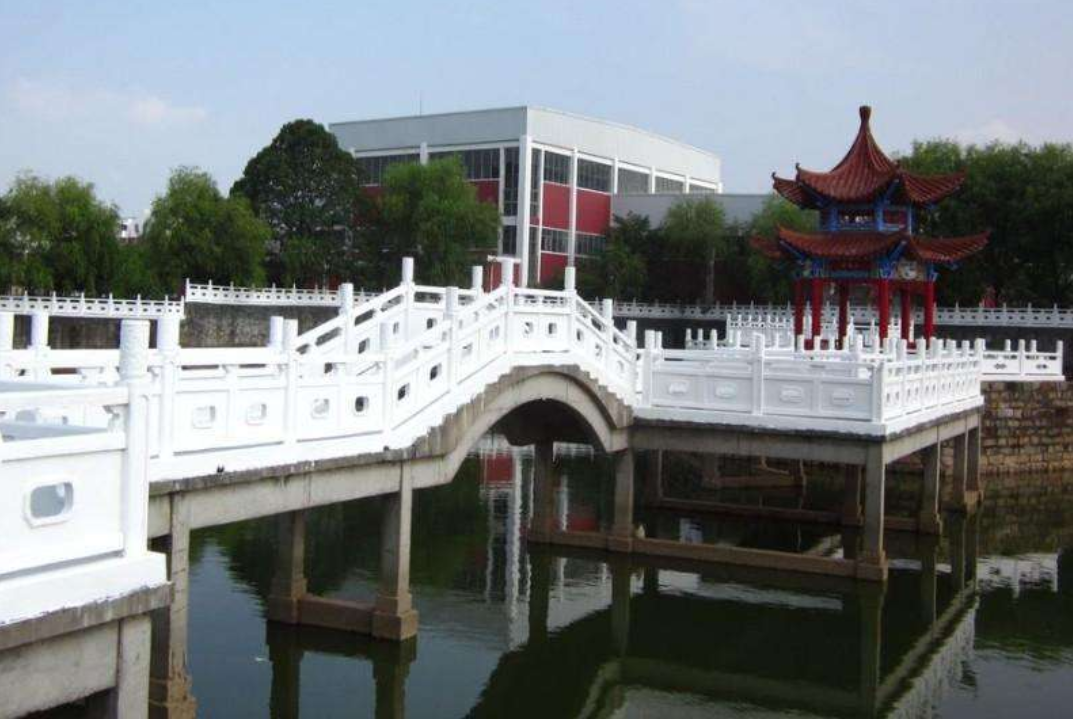 江西这所学校失去“211头衔”，自愿脱离本部，降为民办二本