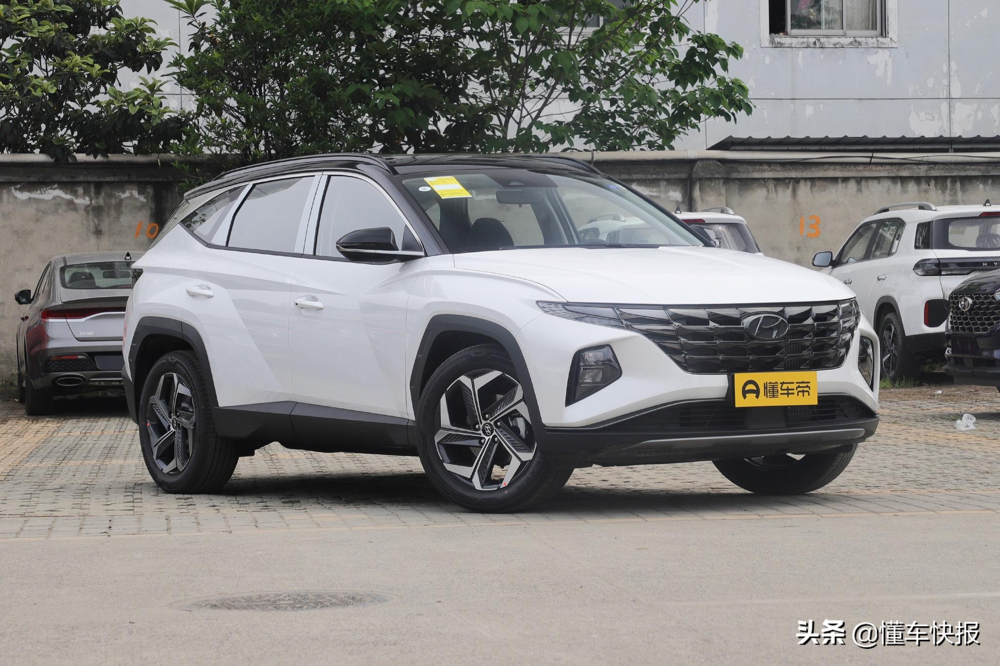 第五代途胜L对比丰田RAV4荣放，谁才是合资SUV的优等生？