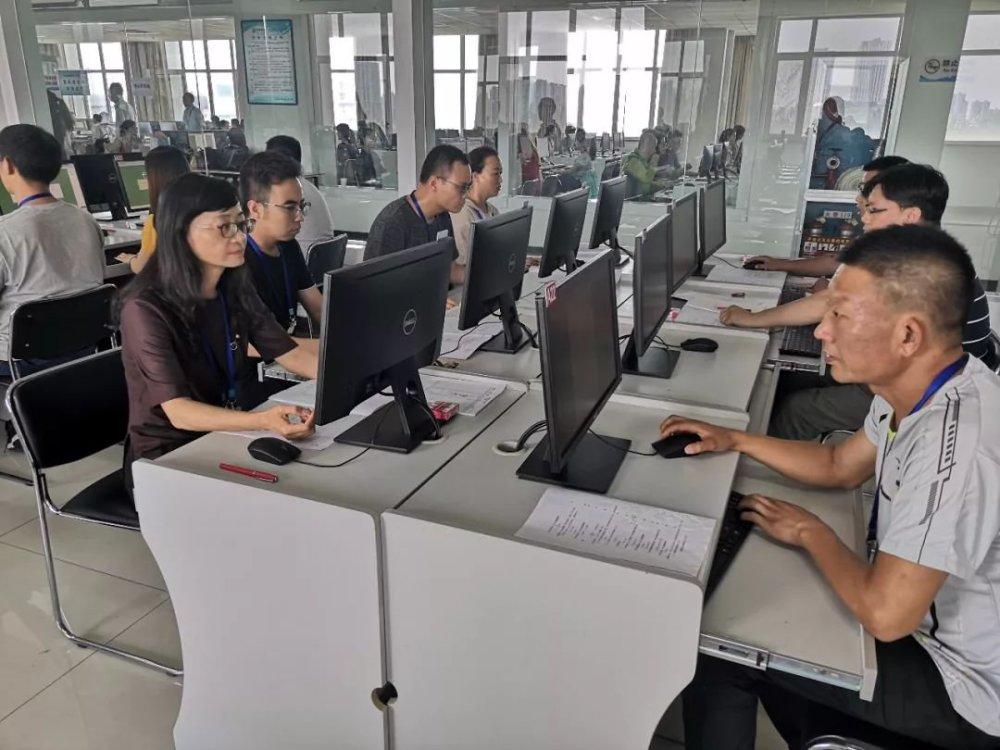 考生参加高考，不要带3件物品进考场，容易被老师“盯上”