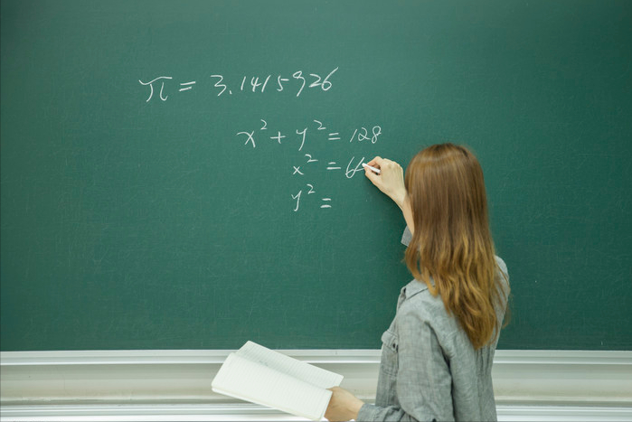 天才少年盛一博：7岁上初中，13岁高考645分上清华，为何如此牛？