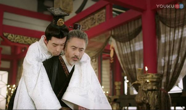 《秋蝉》39岁刘欢撞脸李佳琦，曾拒章子怡橄榄枝，今因任嘉伦被嘲