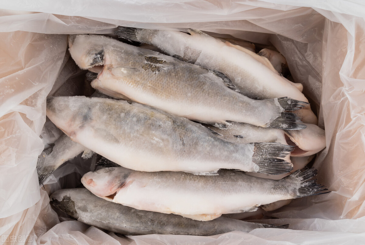 海鲜价格大涨30%，淡水鱼也在大涨，牛蛙一斤赚10元，咋回事？