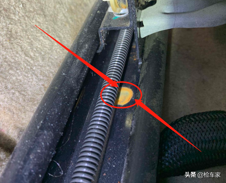 这辆报价17的二手宝马3系你会买吗？检测内饰买家怒不可言