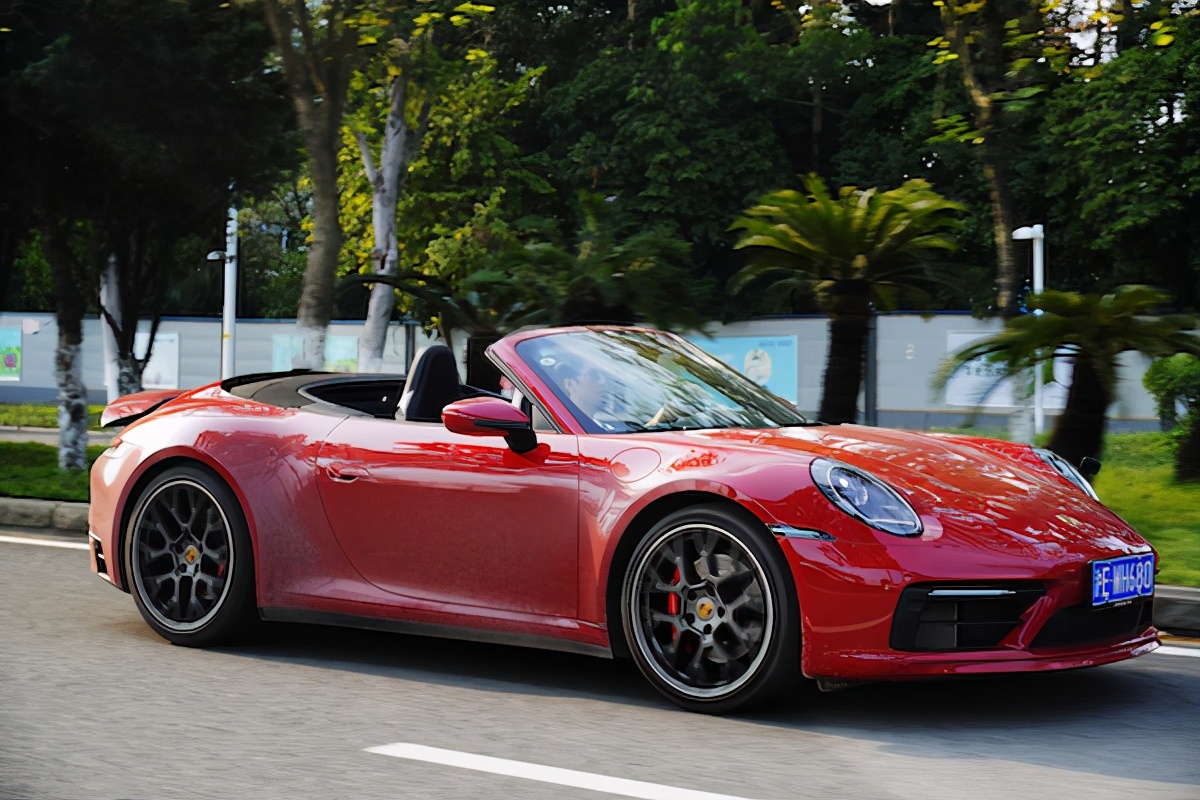 试驾保时捷911 Carrera 4S Cabriolet|是你心中的那台敞篷车？