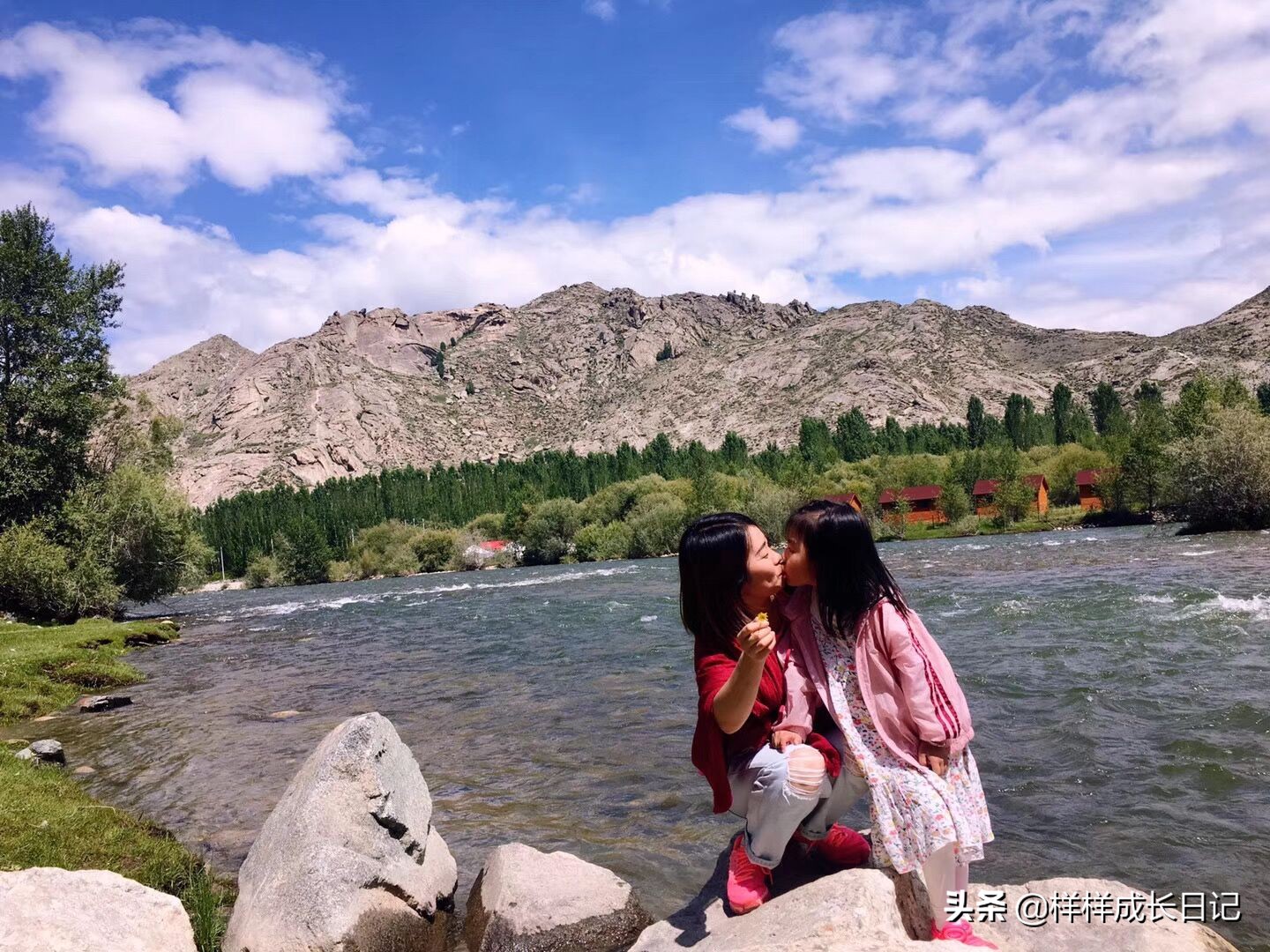 一家三口自驾去新疆，环南北疆27天15000公里，吃住行玩详细攻略