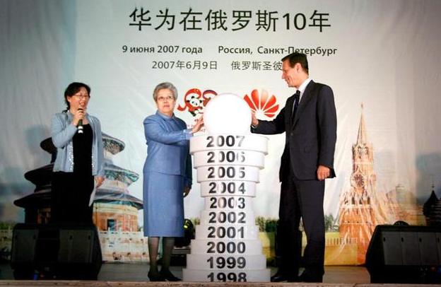 苏联究竟有多发达？苏联太空间站失去联系，一顿操作后美国服了