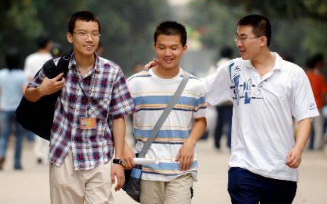辽宁“考生满意度”大学排名：东北大学无缘榜首，辽大排名太意外