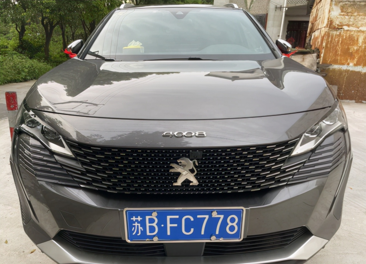 体验很舒服，23.37万提了辆标致4008，用车已经三个月