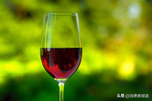 138批次葡萄酒抽检不合格，如何在春节避免买到假酒？