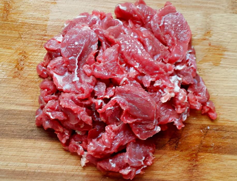 芥兰炒牛肉，别直接下锅，多加1个步骤，牛肉嫩又滑入味不发柴