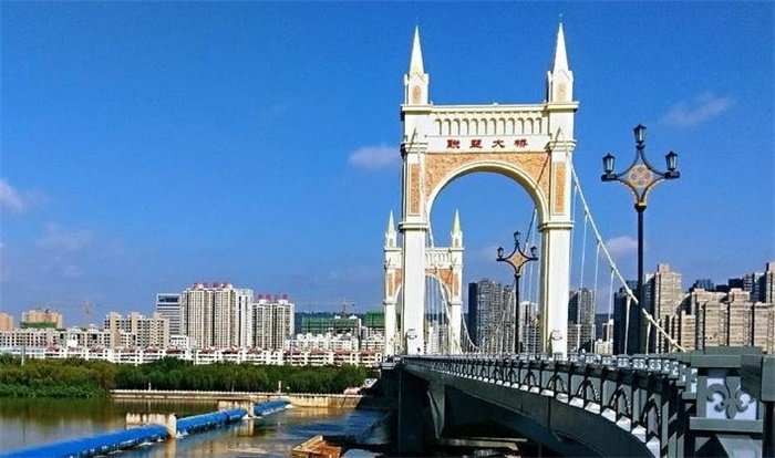 2020 中国十大最丑建筑出炉，谁在毁掉城市的美？