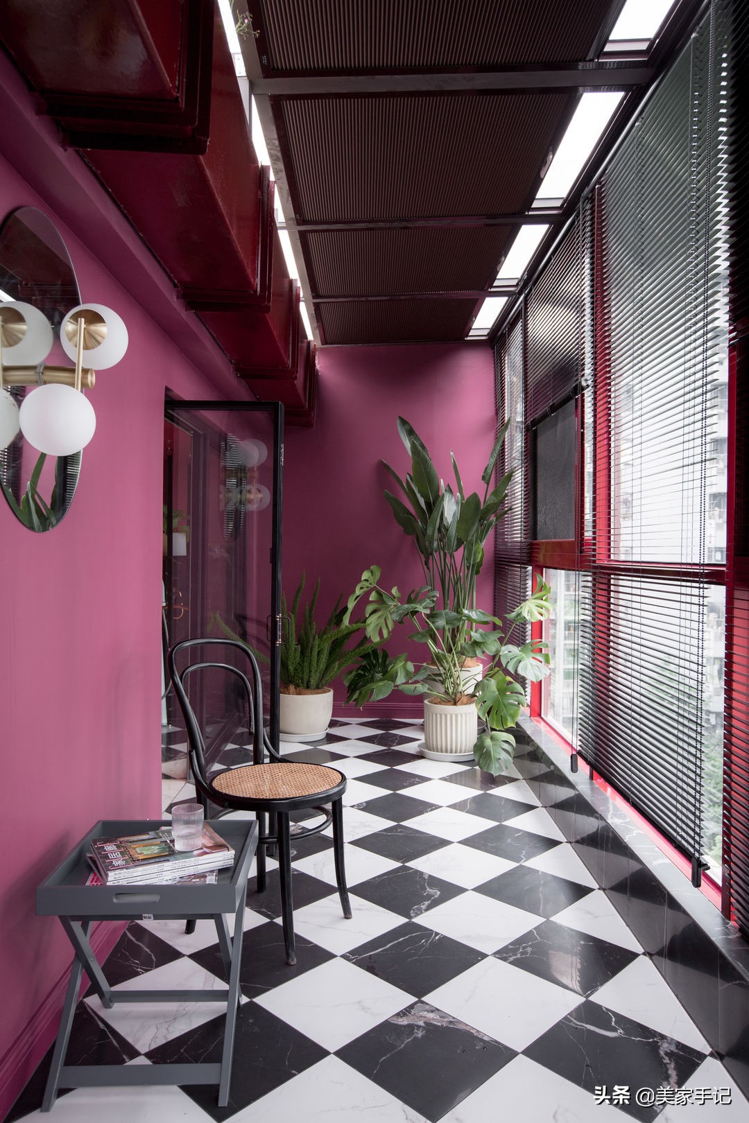 成都夫妻家中的高级场面：凭一个楼梯就圈粉无数，职住一体太爽了