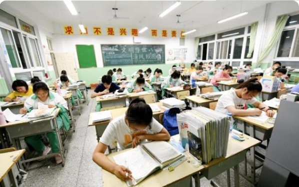 2021我国大学“百强”排名，复旦无缘前3，清华大学稳居第一