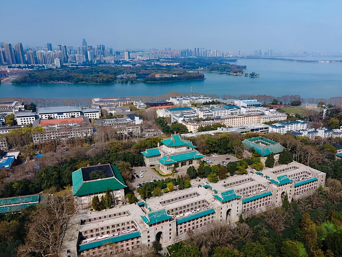 华中地区高校排名出炉，湖北双子星强势亮眼，郑州大学仅排第九