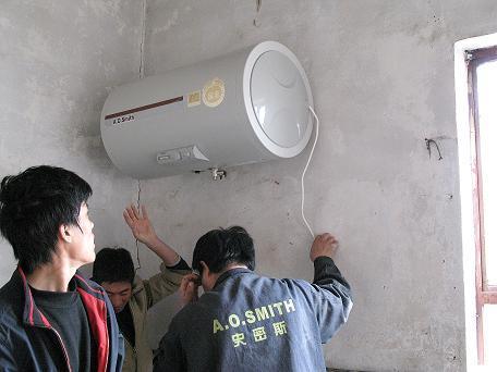 老電工提醒：電熱水器要想做到零事故，做好這4點，省電又安全