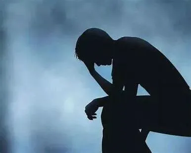 我，名牌研究生毕业，月入3000，抑郁想死，专家：你缺的不是钱