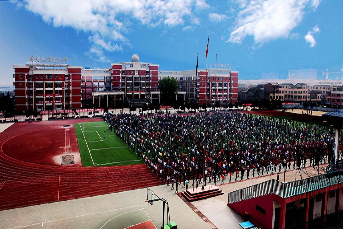 重点高中排名公布，“衡水中学”跌落前三，衡水中学到底行不行？