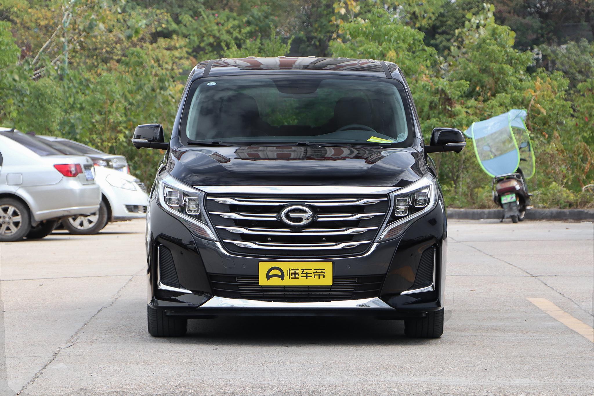 广汽gm8大概要多少钱想入手广汽传祺gm8