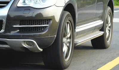 大众途锐pk宝马X5：手握20万选择哪台SUV？