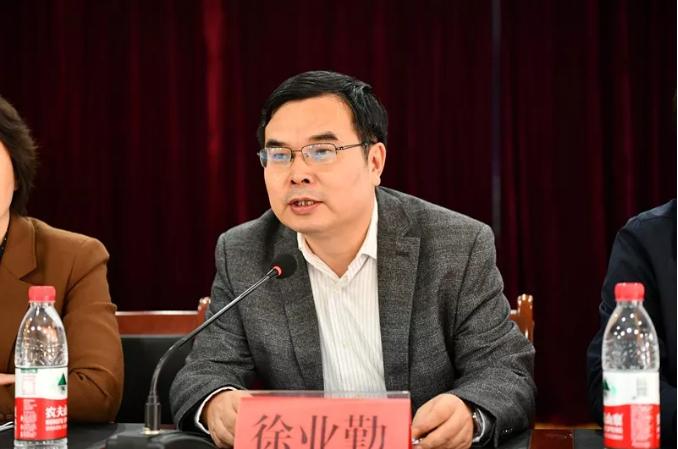 武汉大学不只是校园最美，领导班子更是院士、顶尖科研大咖云集