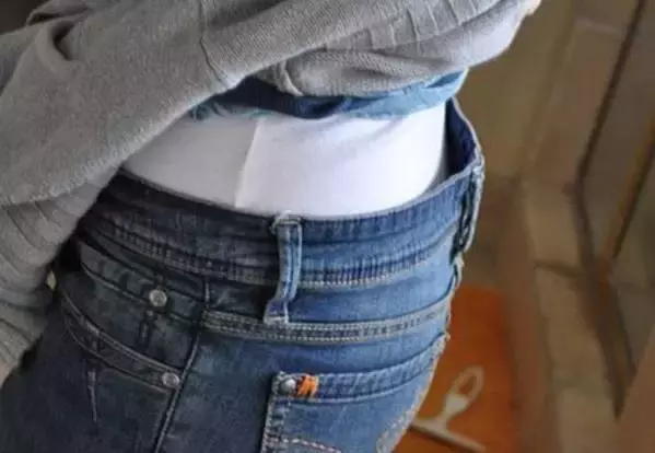 拉链拉不上，衣服起球，裤子不合身……教你一招快速解决