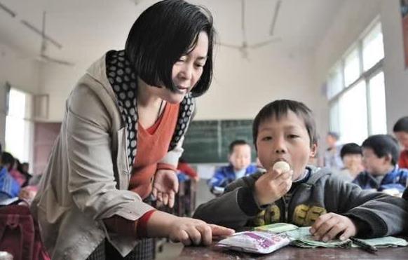 铁饭碗又将有变动，这些在编职工或改为合同工，应届毕业生须了解