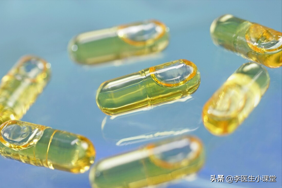 怎样正確服用維生素B2、B12、C和葉酸？餐前服用好还是餐后服用好