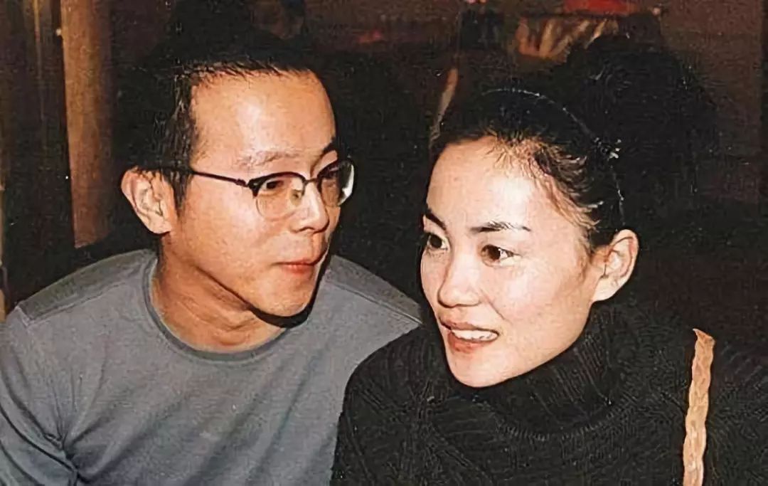 窦唯：王菲和我结婚全是阴谋