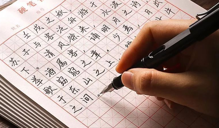 高考出现“神仙卷面”，字迹工整如印刷，阅卷老师看后不忍扣分