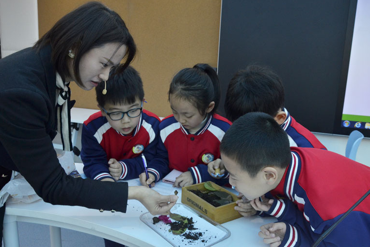 毕业后才发现，文科生最“吃香”的三类专业，过来人悔不当初