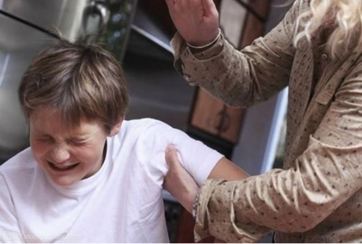 打屁股图片大全小孩(孩子经常挨打会有什么影响) - 赤虎壹号