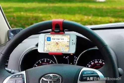安全带卡扣、方向盘套，这些危险的汽车用品该禁用了