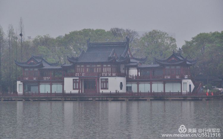 莫愁湖——粉黛江山，留得半湖烟雨；王侯事业，都如一局棋枰