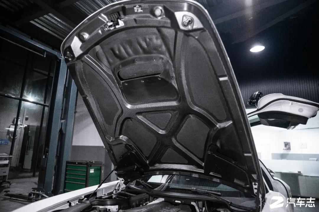 大陆仅十台的SLS AMG Black Series，零距离感受奔驰超跑的巅峰