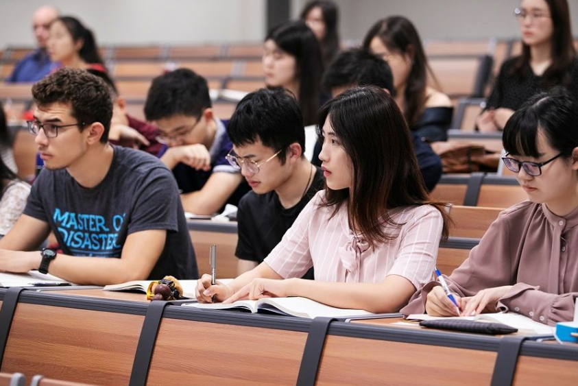 大学校园存在的“潜规则”，越早知道越好，辅导员一般不会说