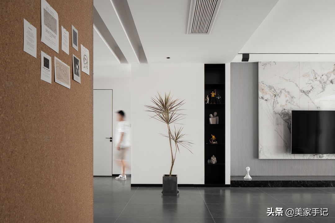 西安夫妻家中的高级场面，坚持巧用黑白灰，装出大宅范！超有品味