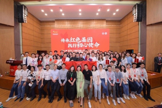 短短一个月，辽宁这群大学生斩获近200项大奖，还来自同所大学！