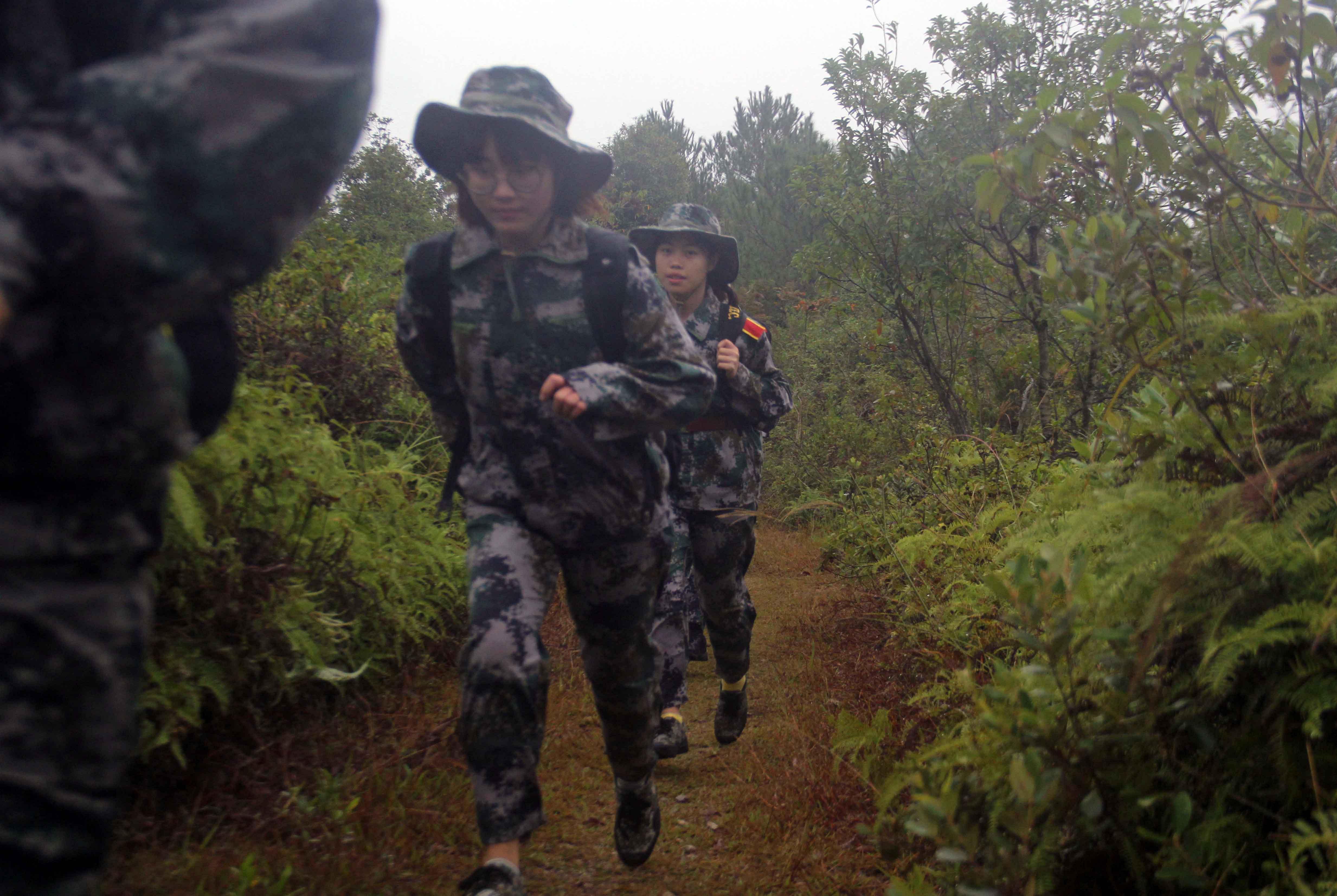 原本为了磨炼学生意志的军训，如今却“变了味”，军训意义何在？