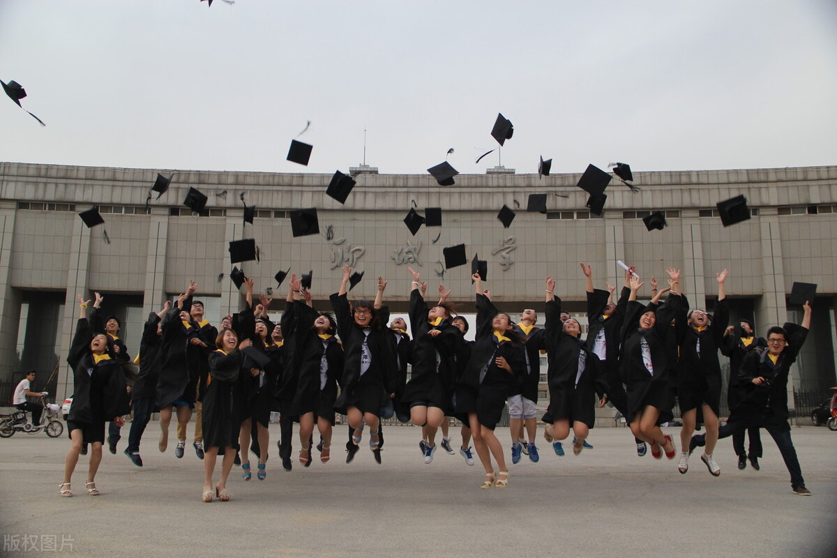 大学不在省会城市有多悲哀，如果不信的话，请看看信阳师范学院
