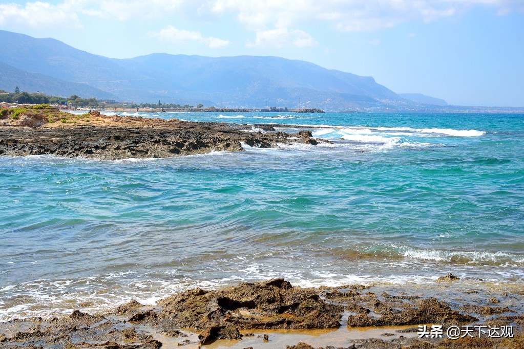 克里特海|爱琴海南部海域,爱琴海中的最深海区,最深处3,294公尺