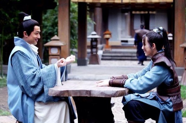 《琅琊榜》中，有哪些人第一次看见梅长苏的时候，就认出了是林殊