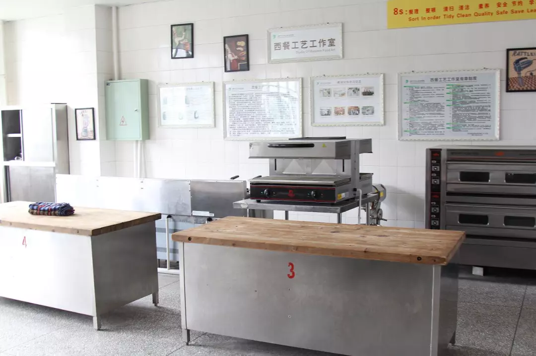 四川这所学校不一般！隐藏在成都的人民大会堂选拔川厨的指定学校