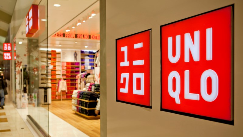 推荐给大家两家便宜又时髦的店铺:原宿竹下通的服饰店sevens(大部分