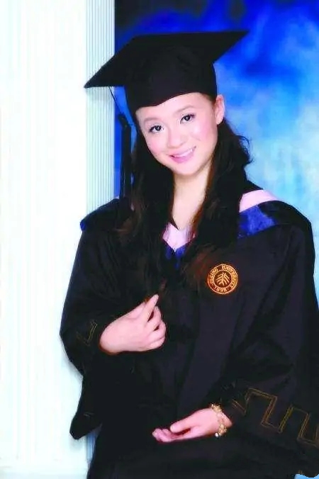 河南750分高考女神何碧玉：清华毕业美国深造，现暂无回国打算